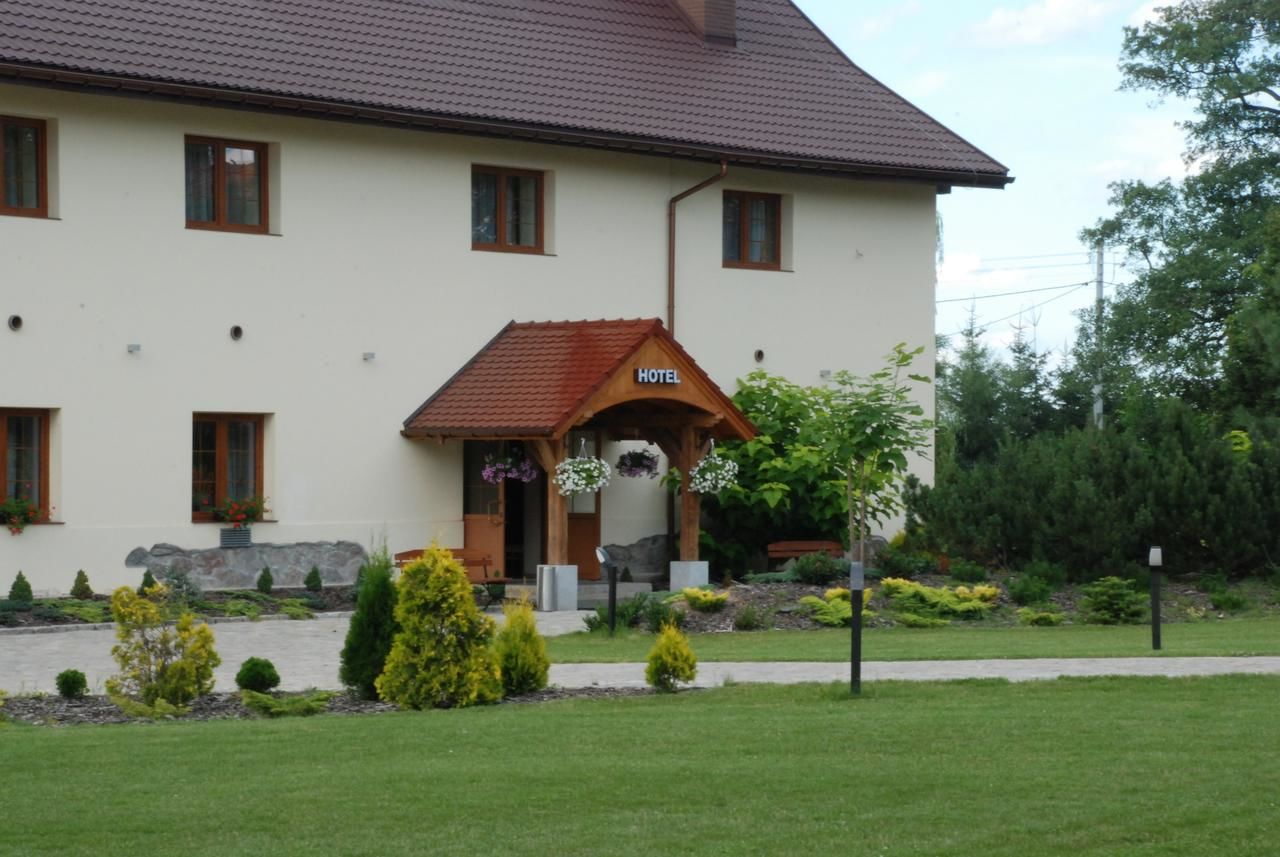 Отель Hotel Karczyce Karczyce-13