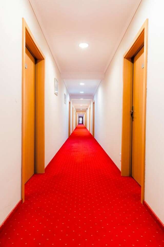 Отель Hotel Karczyce Karczyce-25